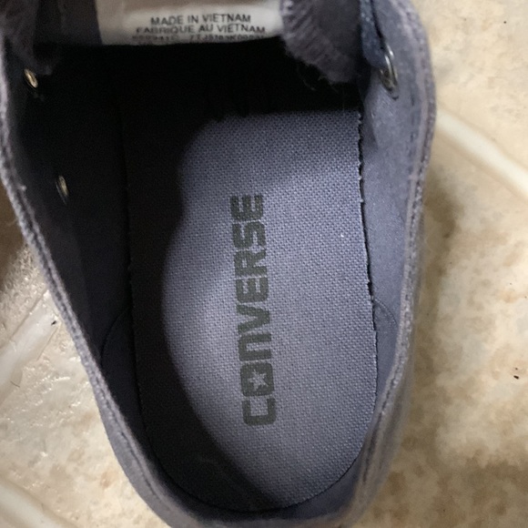 Converse shoes - Picture 3 of 6